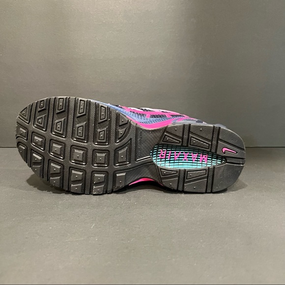 Nike Women's Air Max Torch 4 Running Shoe - Picture 6 of 6